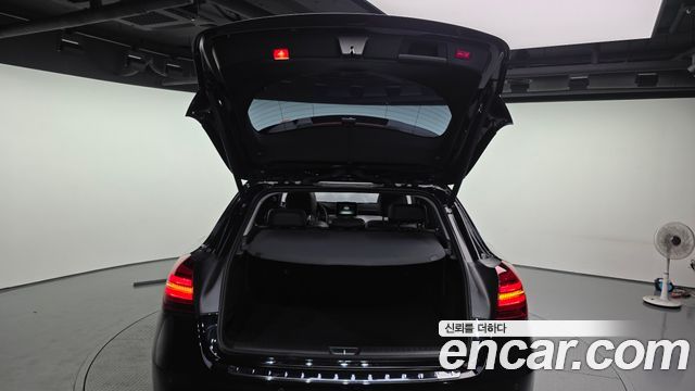 Mercedes-Benz GLA-Class 2019 — photo 26