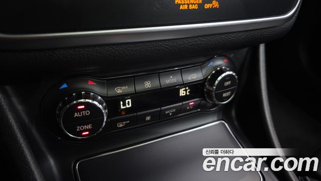 Mercedes-Benz GLA-Class 2019 — photo 31