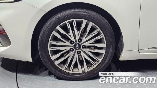 Kia K7 2020 — photo 5