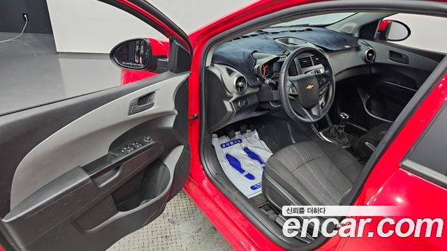 Chevrolet Korea Aveo 2015 — photo 10