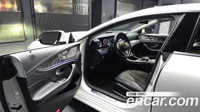 Mercedes-Benz CLS-Class 2019 — photo 10