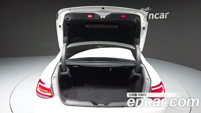 Mercedes-Benz CLS-Class 2019 — photo 20