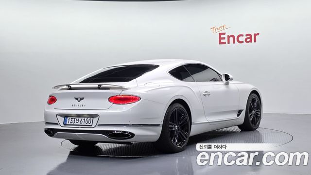 Bentley Continental 2019 — photo 2