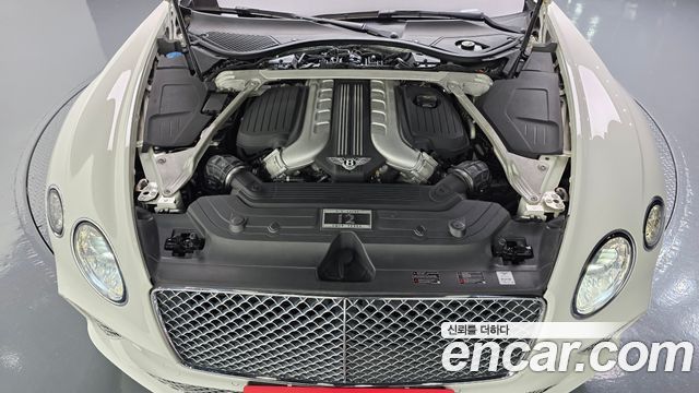 Bentley Continental 2019 — photo 6