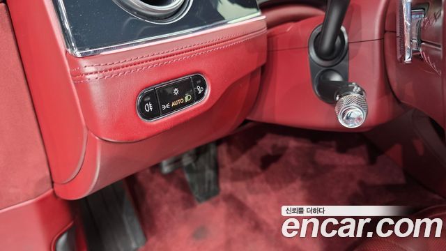 Bentley Continental 2019 — photo 24