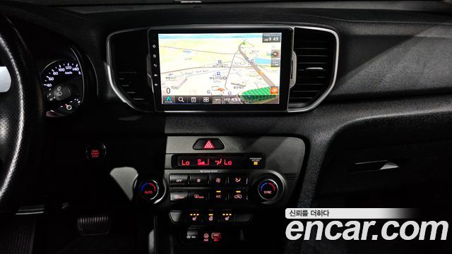 Kia Sportage 2017 — photo 18