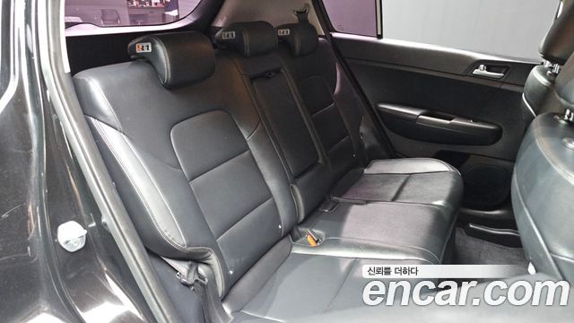 Kia Sportage 2017 — photo 27