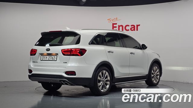 Kia Sorento 2018 — photo 2