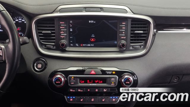 Kia Sorento 2018 — photo 15