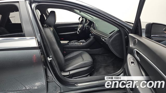 Hyundai Sonata 2020 — photo 16