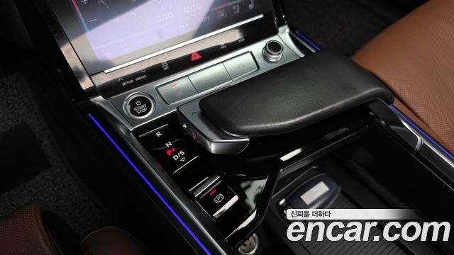Audi e-tron 2021 — photo 9