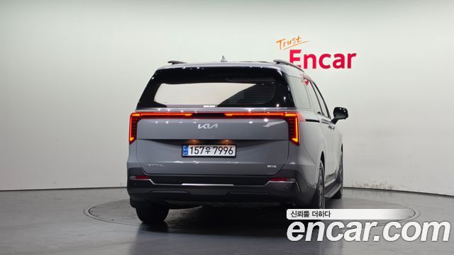 Kia Canival 2025 — photo 4
