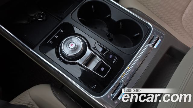 Kia Canival 2025 — photo 12