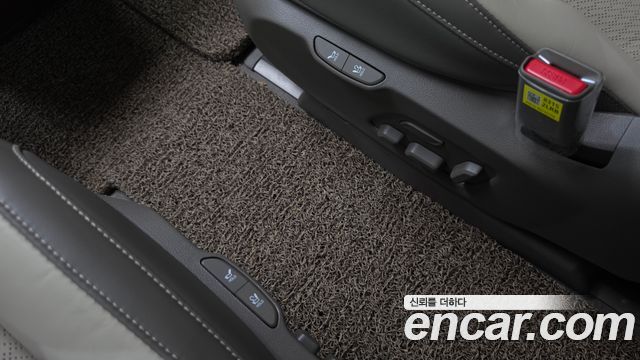 Kia Canival 2025 — photo 24