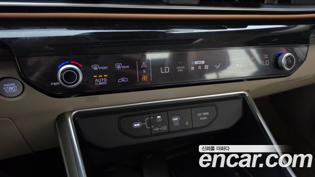 Kia Canival 2025 — photo 33