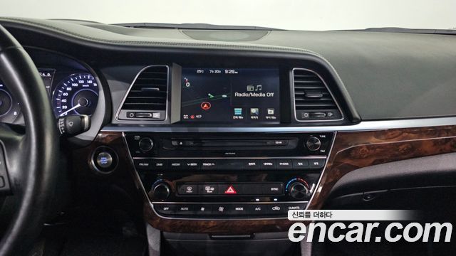 Hyundai Aslan 2015 — photo 20