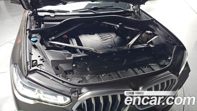 BMW X6 2021 — photo 6