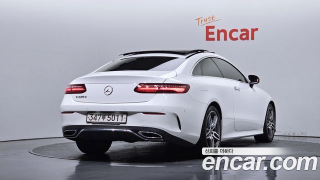 Mercedes-Benz E-Class 2020 — photo 2