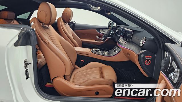 Mercedes-Benz E-Class 2020 — photo 17