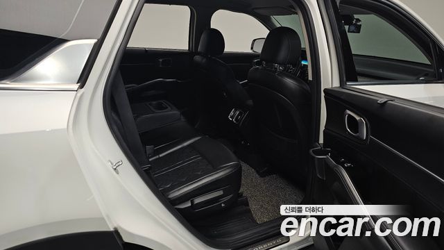 Kia Sorento 2021 — photo 18