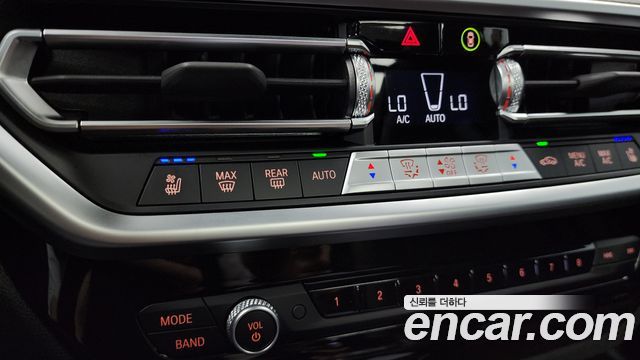 BMW X4 2023 — photo 32