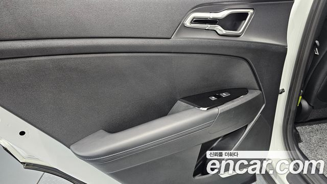 Kia Sportage 2022 — photo 15