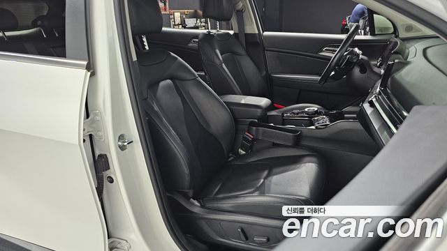 Kia Sportage 2022 — photo 16