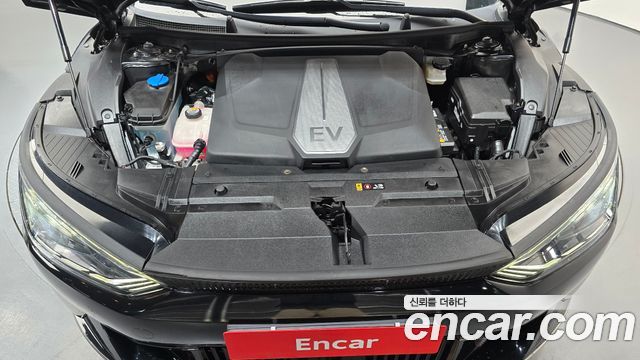 Kia EV6 2023 — photo 6
