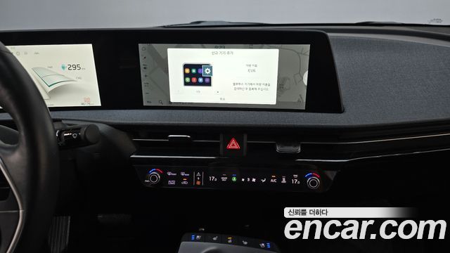 Kia EV6 2023 — photo 20