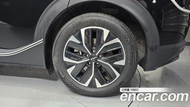 Kia EV6 2023 — photo 7