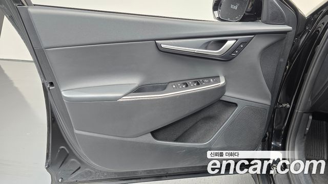 Kia EV6 2023 — photo 14