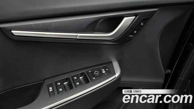 Kia EV6 2023 — photo 28