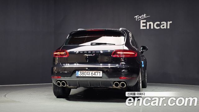 Porsche Macan 2016 — photo 4