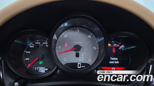 Porsche Macan 2016 — photo 8