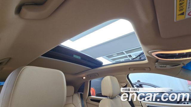 Porsche Macan 2016 — photo 17