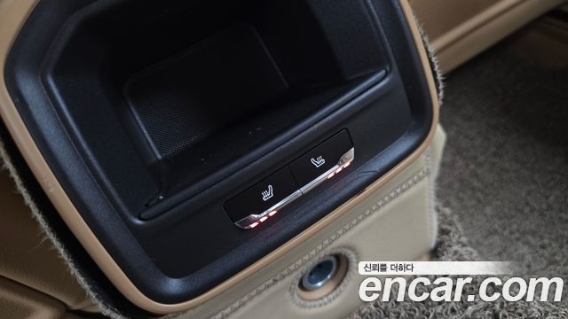 Porsche Macan 2016 — photo 18