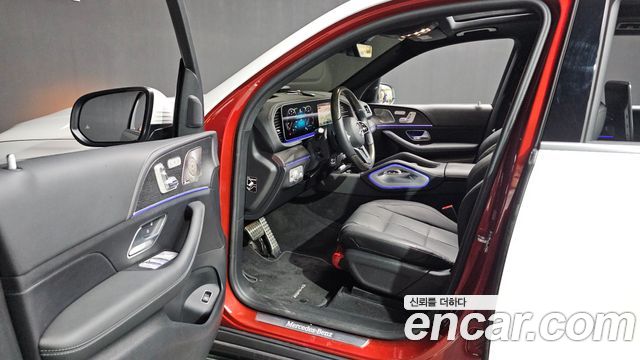 Mercedes-Benz GLS-Class 2023 — photo 11