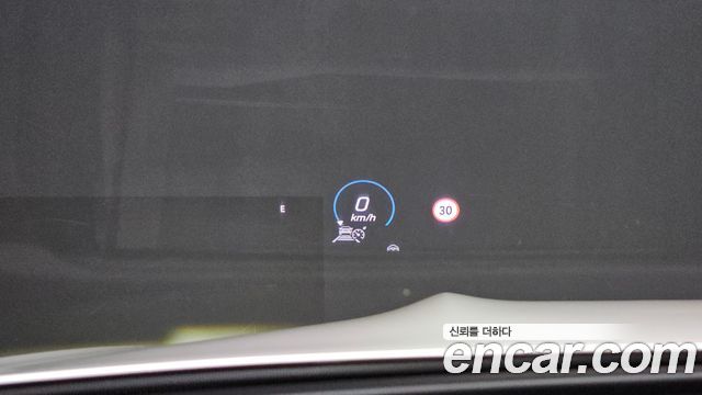 Mercedes-Benz GLS-Class 2023 — photo 16