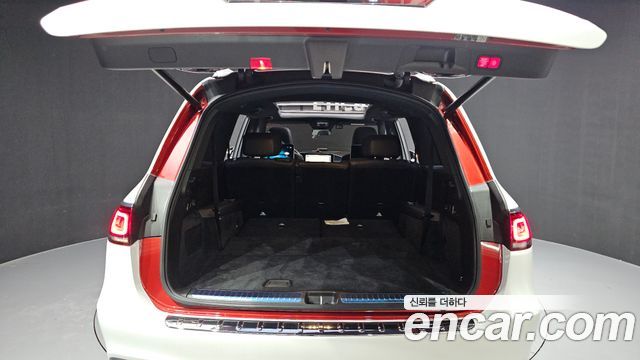 Mercedes-Benz GLS-Class 2023 — photo 21
