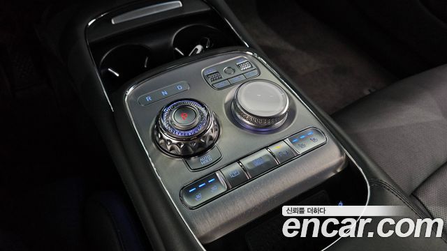 Genesis G90 2022 — photo 12