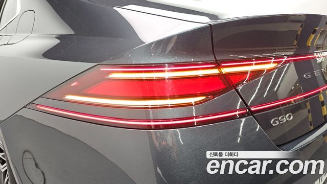 Genesis G90 2022 — photo 9