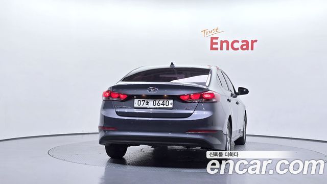 Hyundai AVANTE 2016 — photo 4