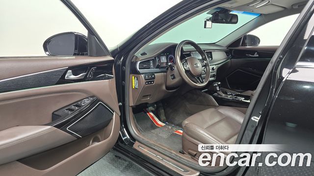 Kia K7 2016 — photo 13