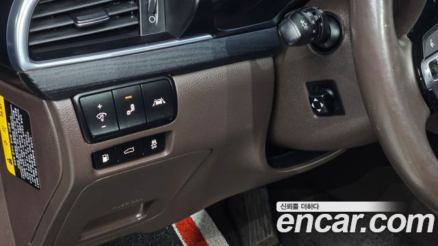 Kia K7 2016 — photo 17