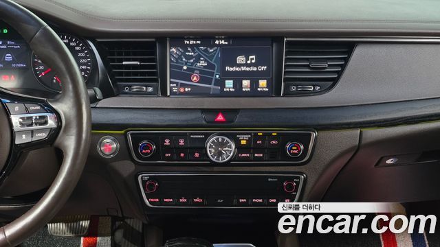 Kia K7 2016 — photo 21