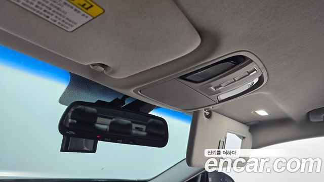 Kia K7 2016 — photo 23