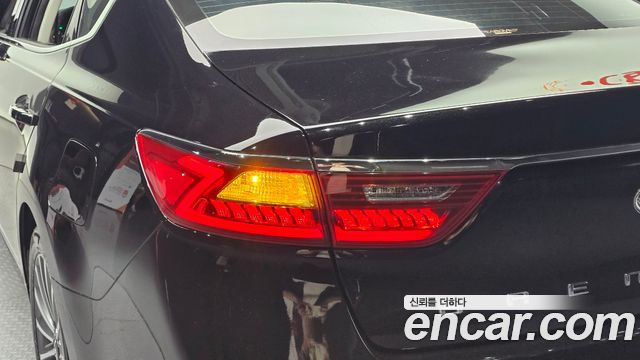 Kia K7 2016 — photo 9