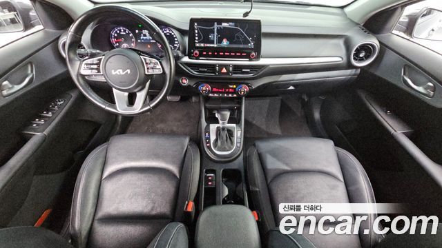 Kia K3 2022 — photo 10