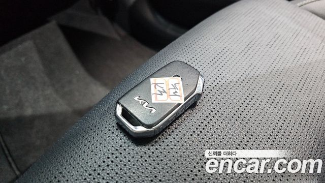 Kia K3 2022 — photo 30