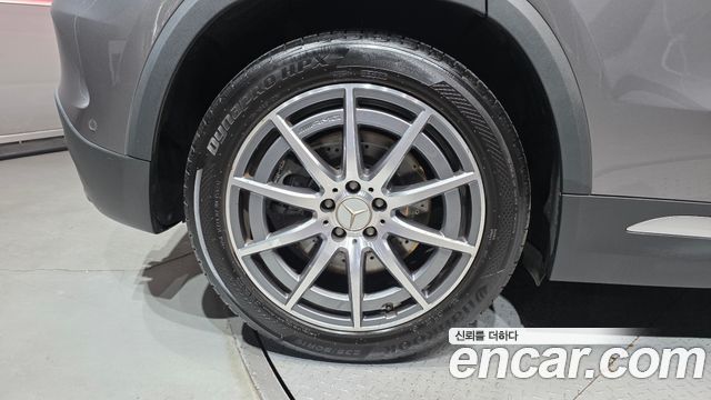 Mercedes-Benz GLA-Class 2022 — photo 5